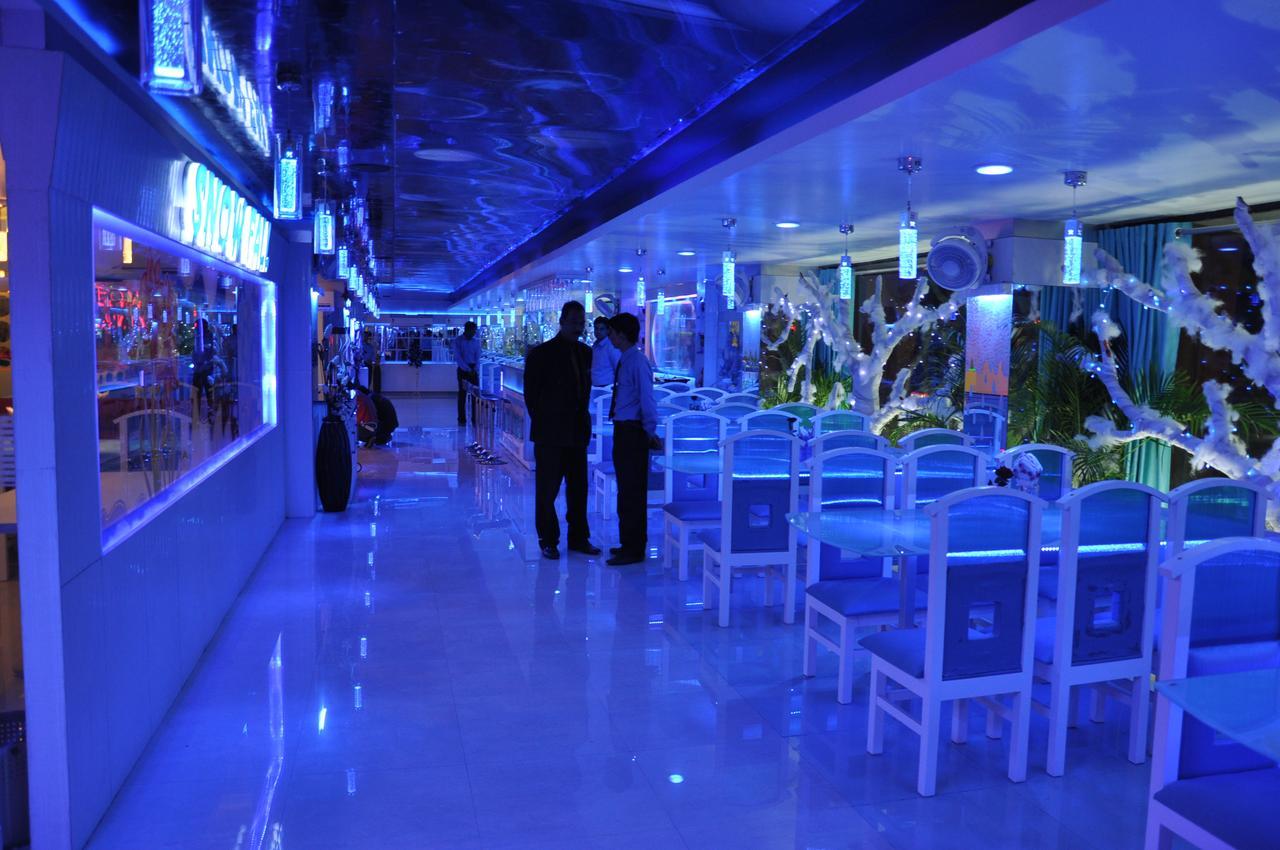 Hotel The Uday Regency Кота Экстерьер фото