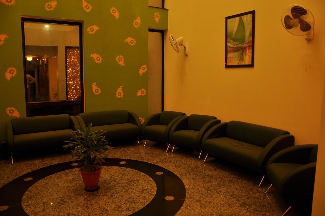 Hotel The Uday Regency Кота Экстерьер фото